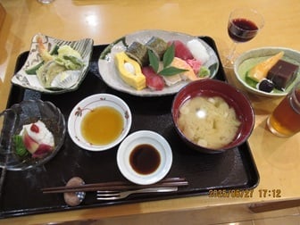 食事2906